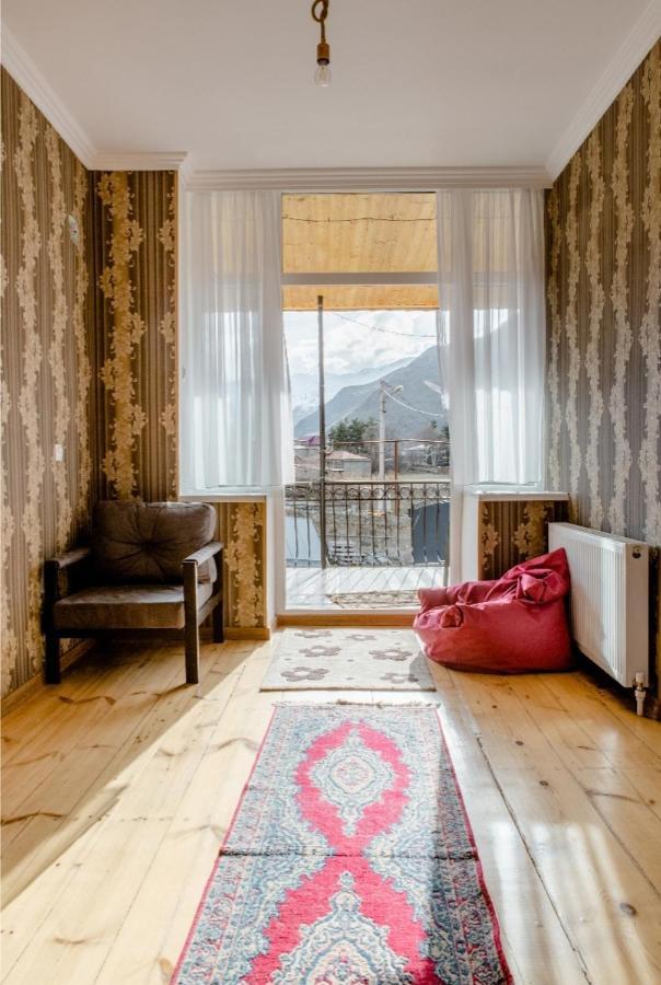 Cozy Hotel Kazbegi Exteriör bild